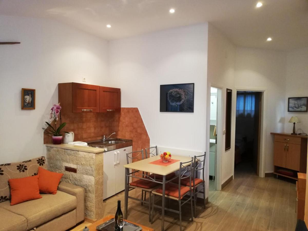 PUY Adria Apartments מראה חיצוני תמונה