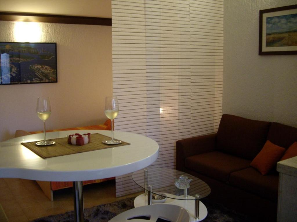 PUY Adria Apartments מראה חיצוני תמונה
